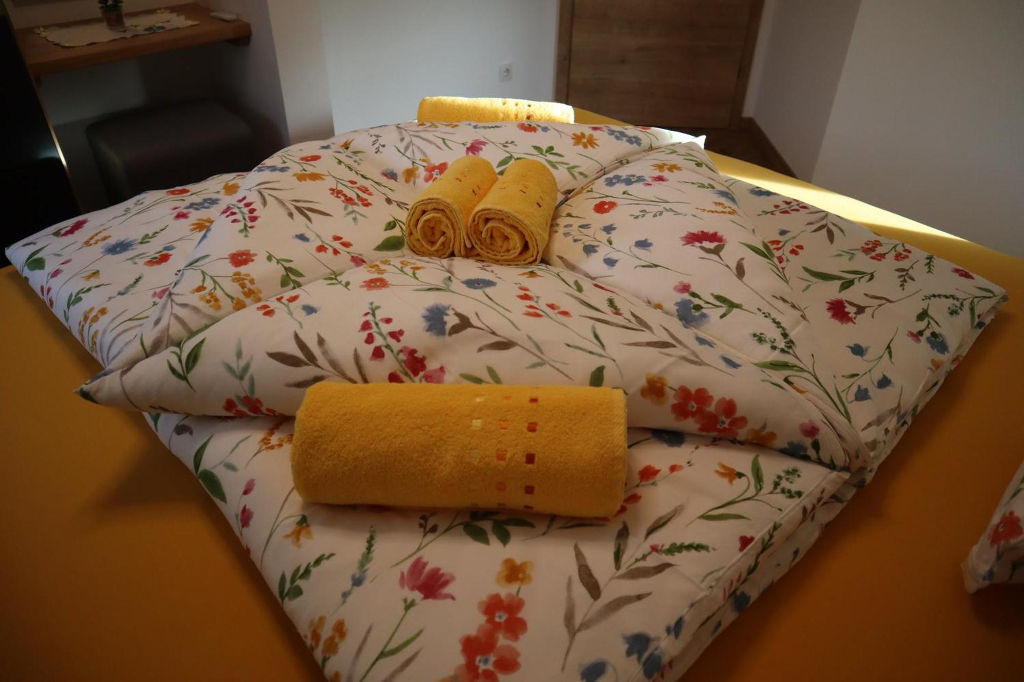 Landhaus-Appartements Warraich ชลัดมิง ภายนอก รูปภาพ